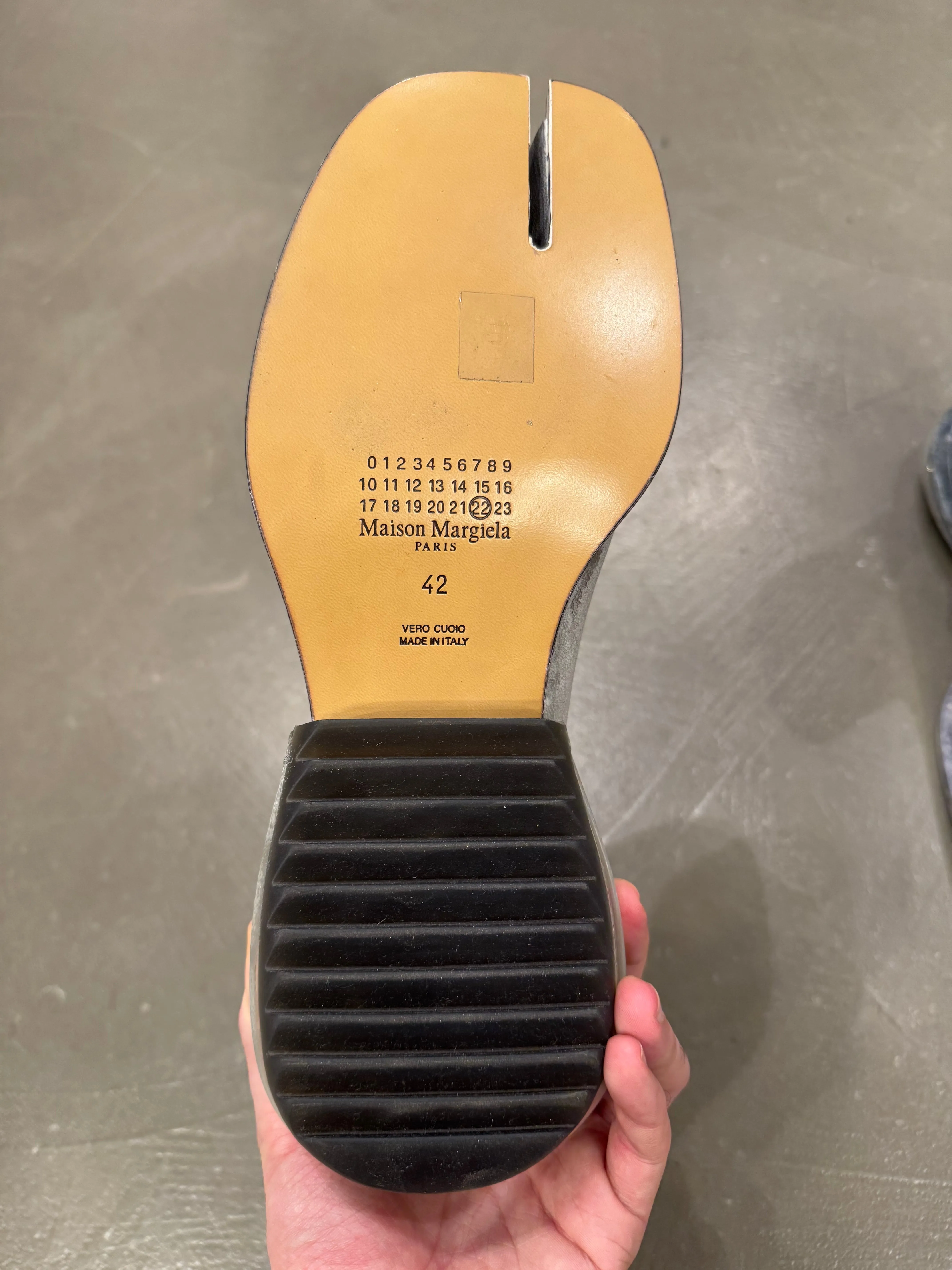 2018 Maison Margiela painted air heel tabi boots