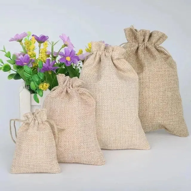 50pcs Gift Bag Vintage Style Natural Burlap Linen Jewelry Travel Storage Pouch Mini Candy Jute Packing Bags christmas gift box