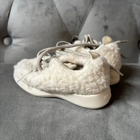 Allbirds Smallbirds Wool Runners Fluffs Shoes Size T6 NEW