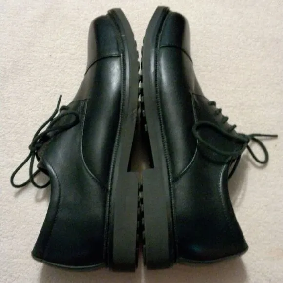 APEX mens cap toe leather dress shoes size 10.5M.