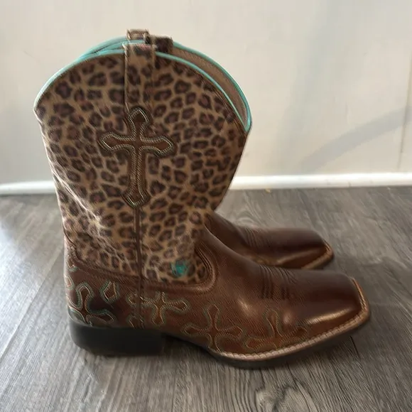 Ariat Children Girls Cheetah Cowboy Boots Sz 5