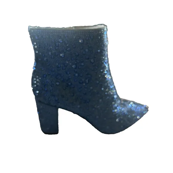 Betsy Johnson SB Cady Rhinestone Ankle Boots Booties Size 6 Light Blue NEW