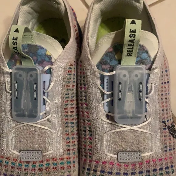 Big kids Nike Vapormax Flynit 2021, size 6Y