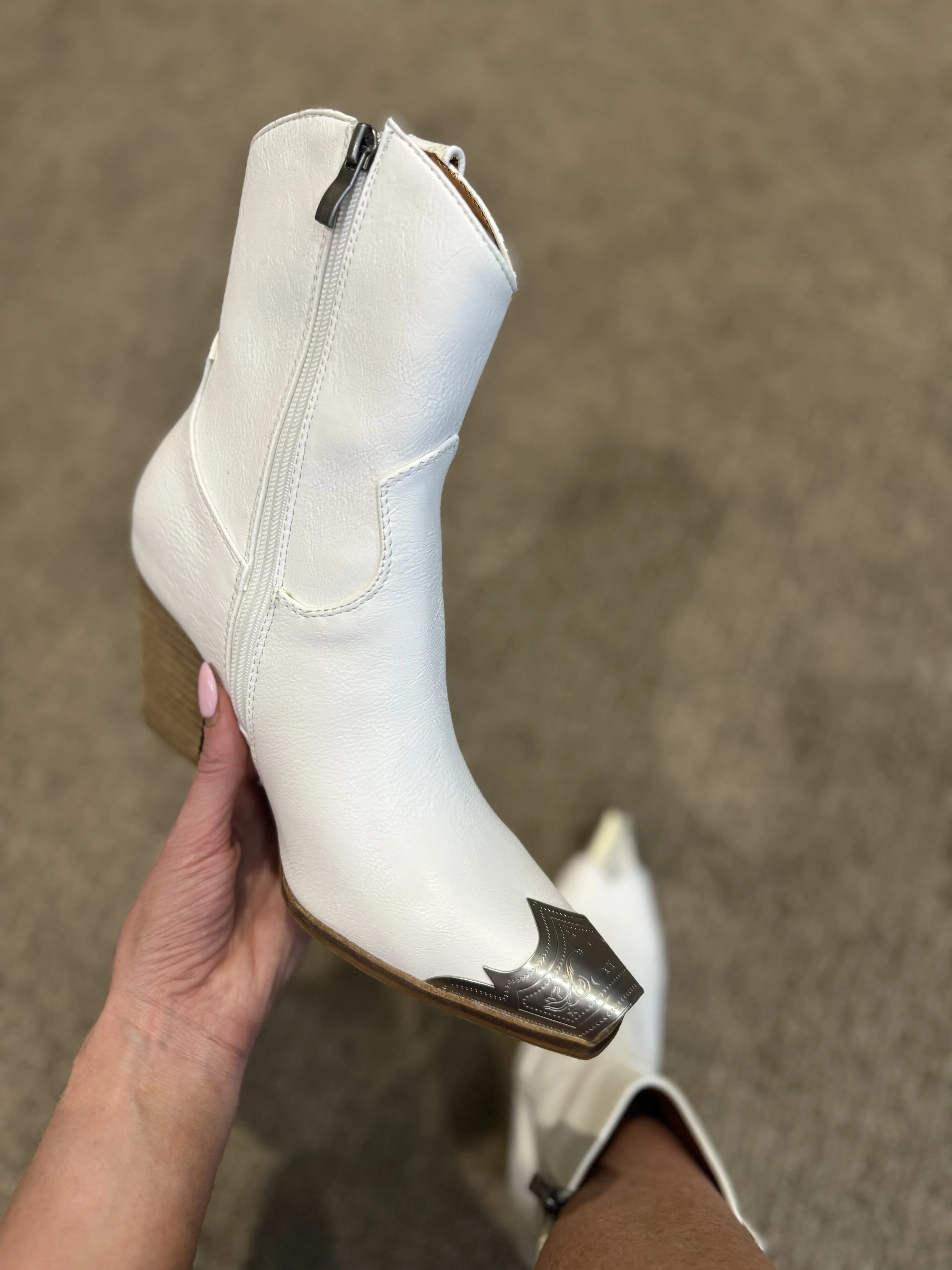 Blakely Boots - White