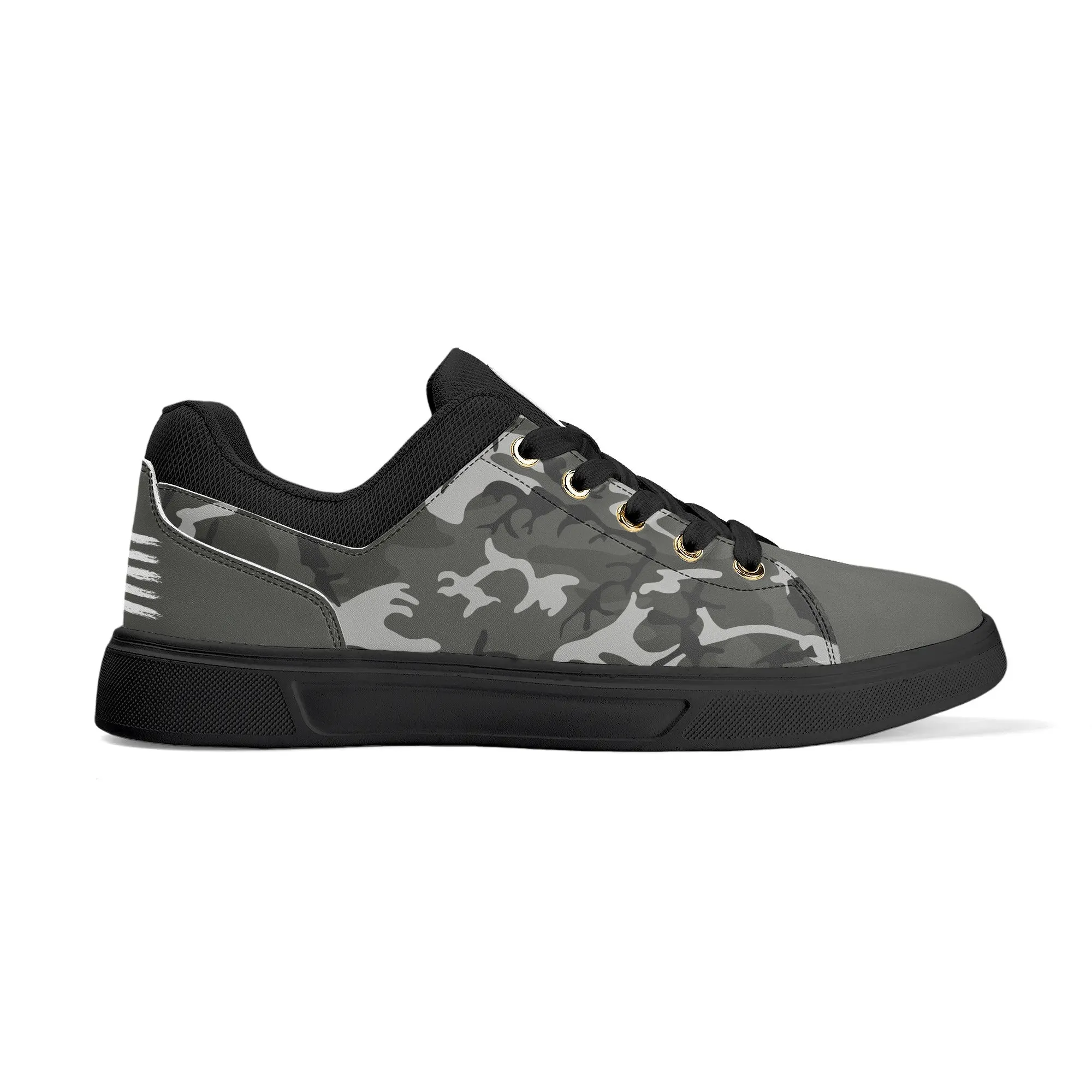 Camouflage PU Leather Low Top Skateboard Shoes with Flag Graphic