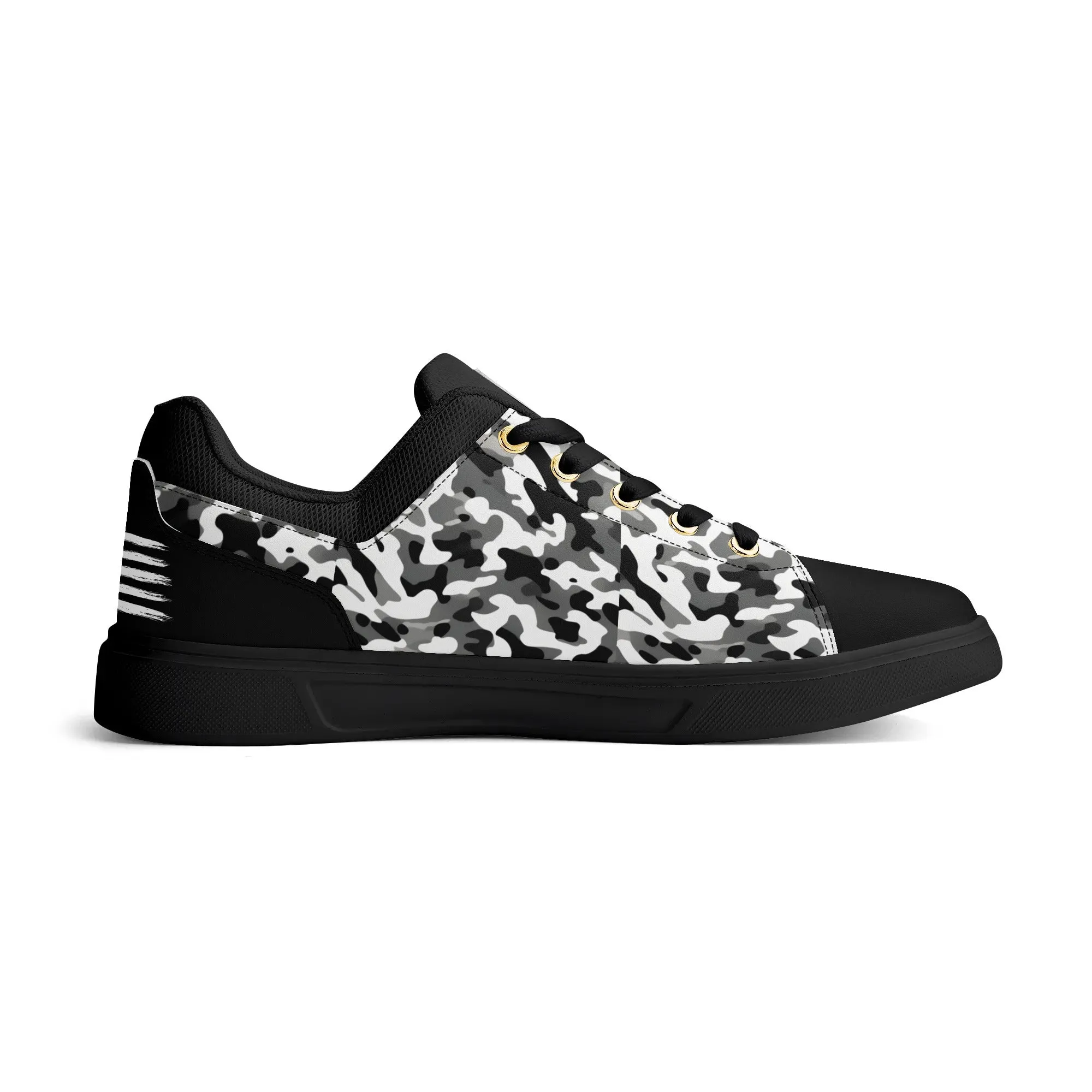Camouflage PU Leather Low Top Skateboard Shoes with Flag Graphic