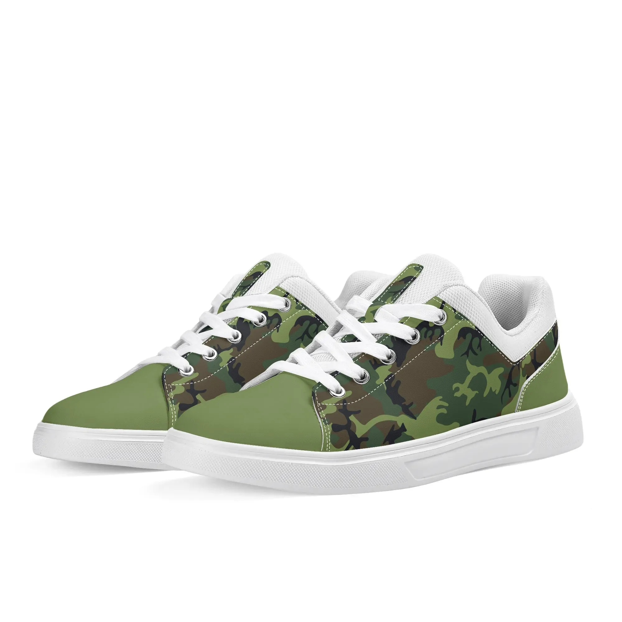 Camouflage PU Leather Low Top Skateboard Shoes with Flag Graphic