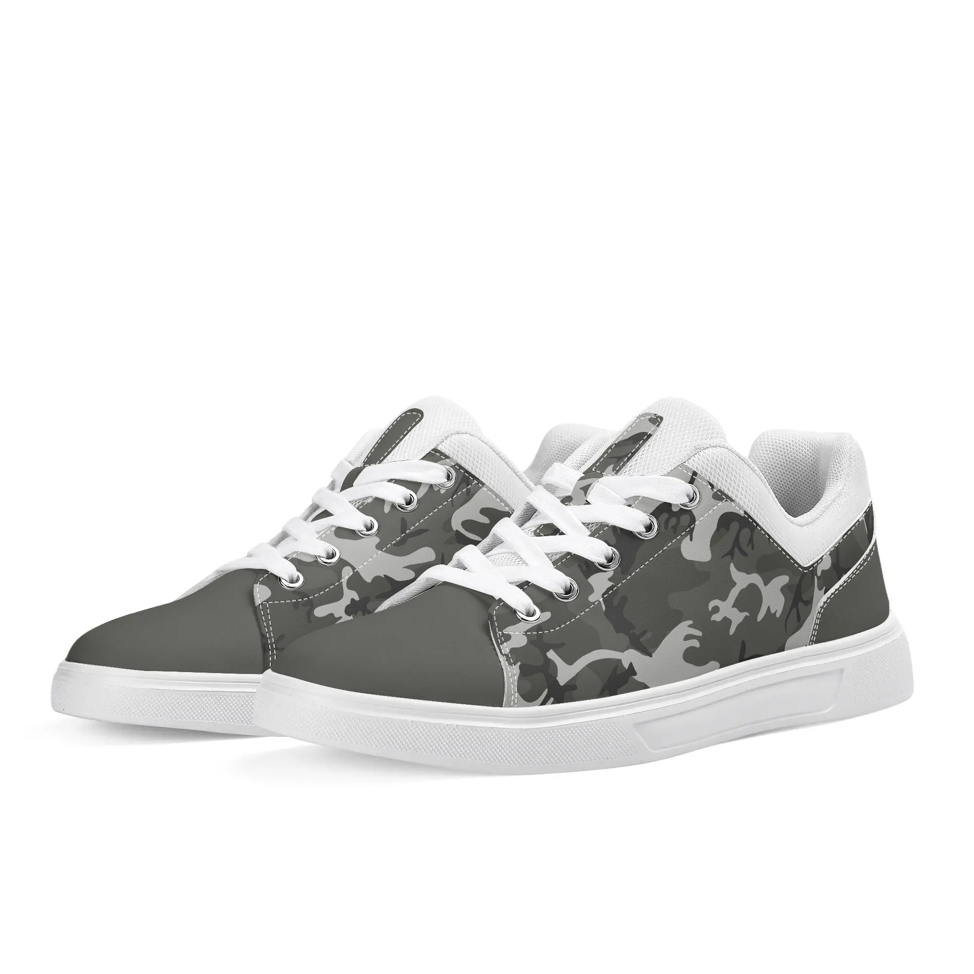 Camouflage PU Leather Low Top Skateboard Shoes with Flag Graphic