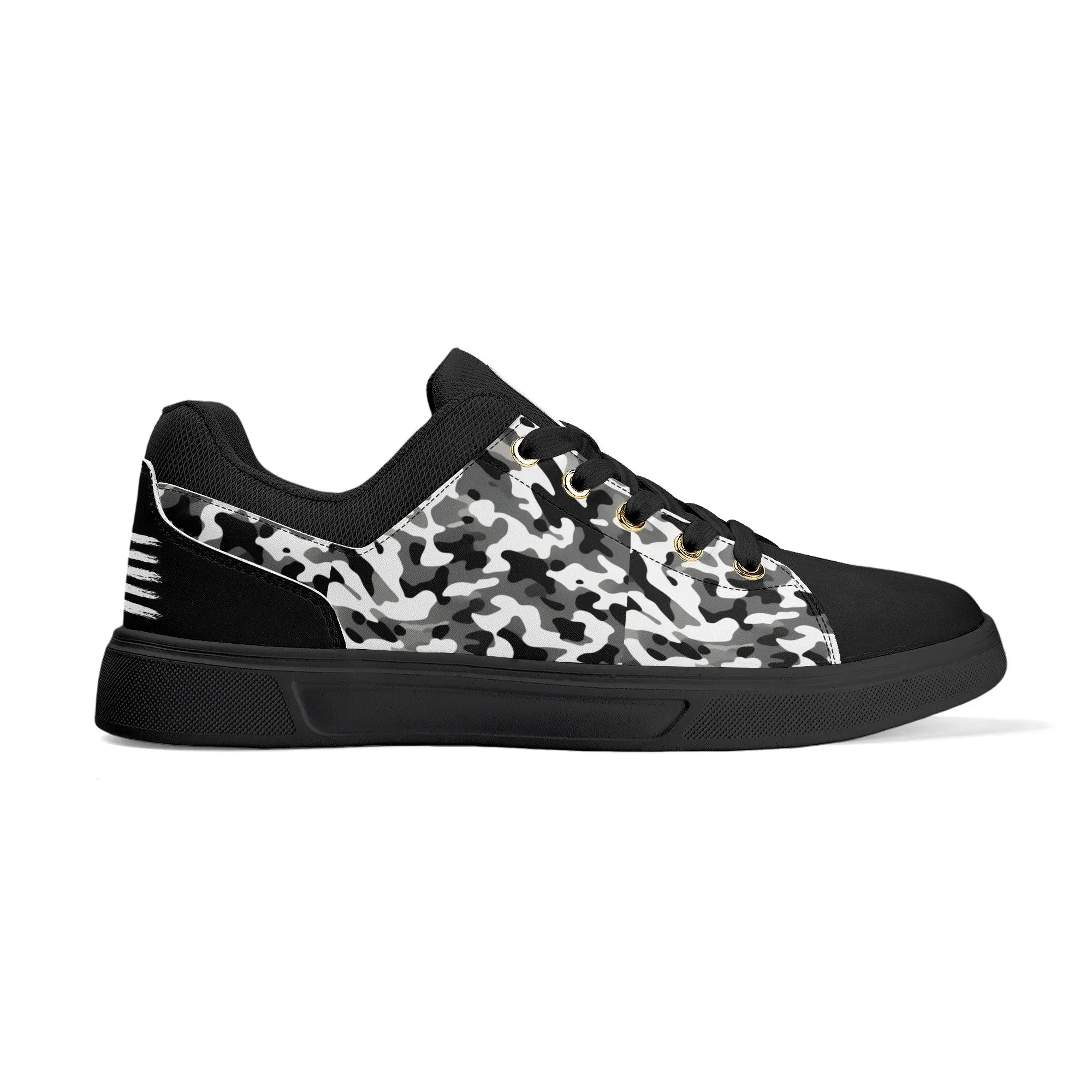 Camouflage PU Leather Low Top Skateboard Shoes with Flag Graphic