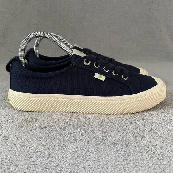 Cariuma Womens 8 OCA Low Top Canvas Sneaker Shoes 100103U02W Navy Blue