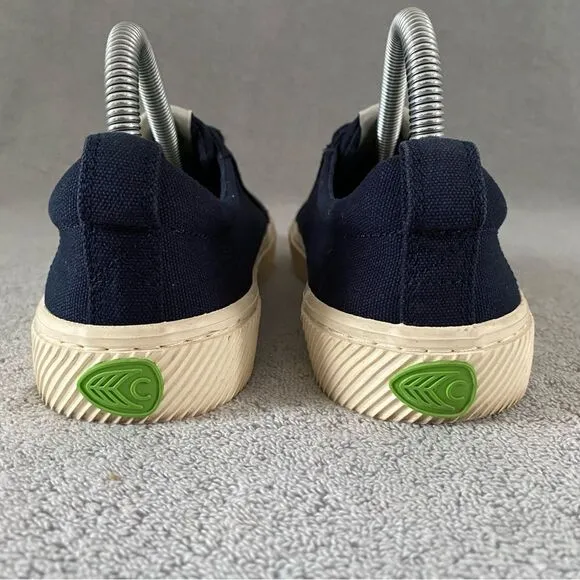 Cariuma Womens 8 OCA Low Top Canvas Sneaker Shoes 100103U02W Navy Blue