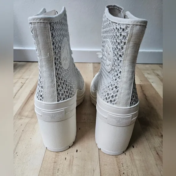 Chuck 70 Deluxe Heel Converse