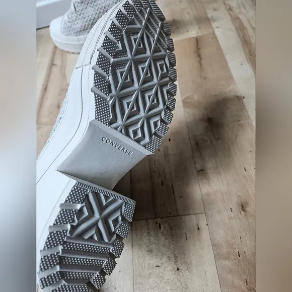 Chuck 70 Deluxe Heel Converse