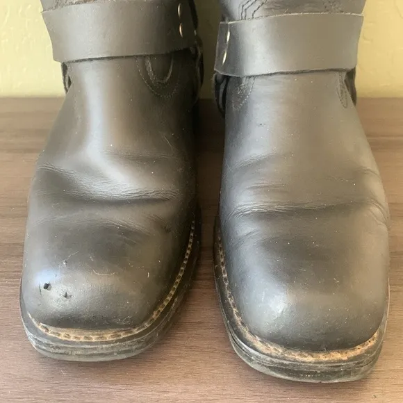 Cody James Leather Pull On Black Leather Harness Motorcycle Boots Size 9.5 W