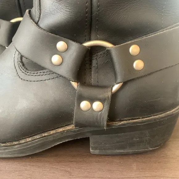 Cody James Leather Pull On Black Leather Harness Motorcycle Boots Size 9.5 W