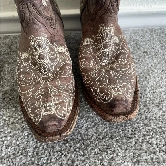 Corral Teens Cowboy Boots Size 3.5 Brown Leather  Stitched Cowgirl Mid Calf Shoe