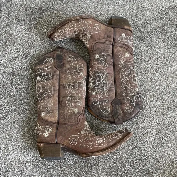 Corral Teens Cowboy Boots Size 3.5 Brown Leather  Stitched Cowgirl Mid Calf Shoe