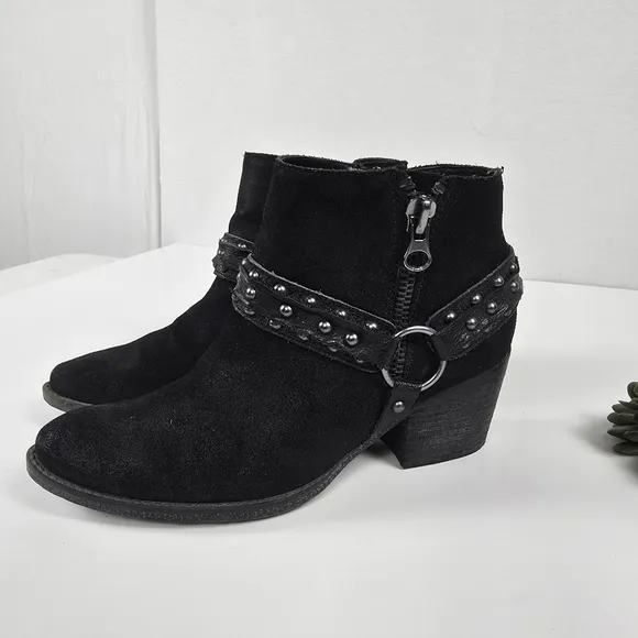 Crown Vintage Wendy Black Suede Leather Biker Moto Harness Boots Size 8