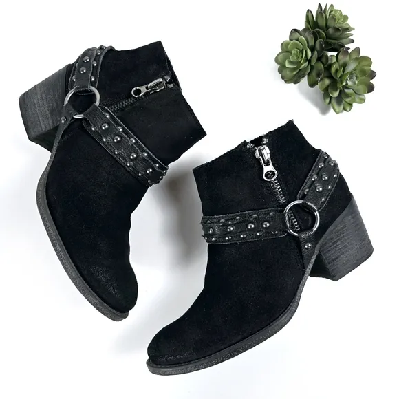 Crown Vintage Wendy Black Suede Leather Biker Moto Harness Boots Size 8