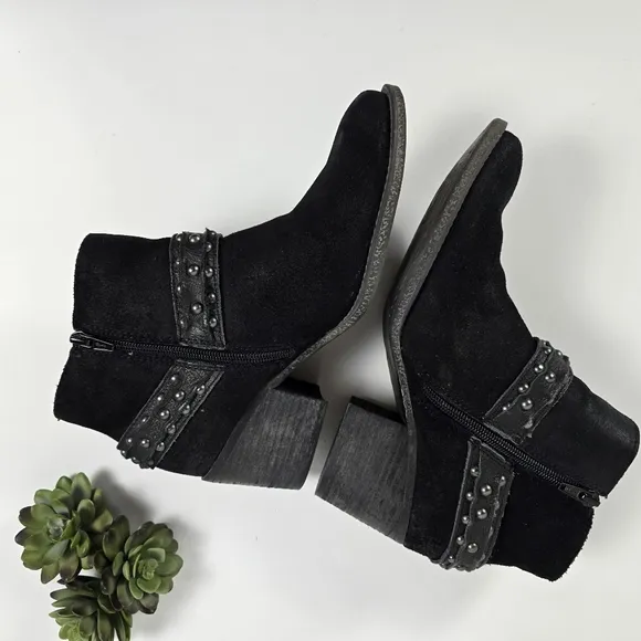 Crown Vintage Wendy Black Suede Leather Biker Moto Harness Boots Size 8