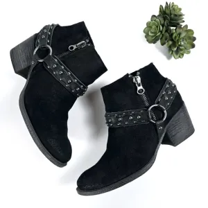 Crown Vintage Wendy Black Suede Leather Biker Moto Harness Boots Size 8