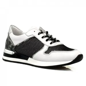 Della White/Black Lace Ups