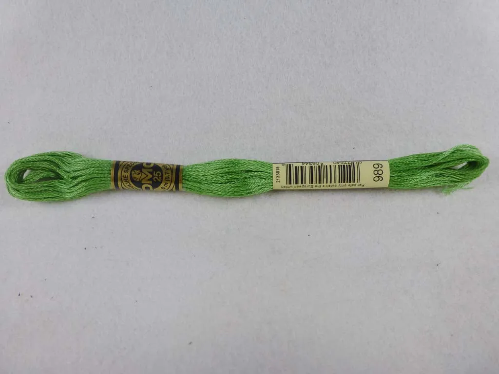 DMC Floss 989 Forest Green