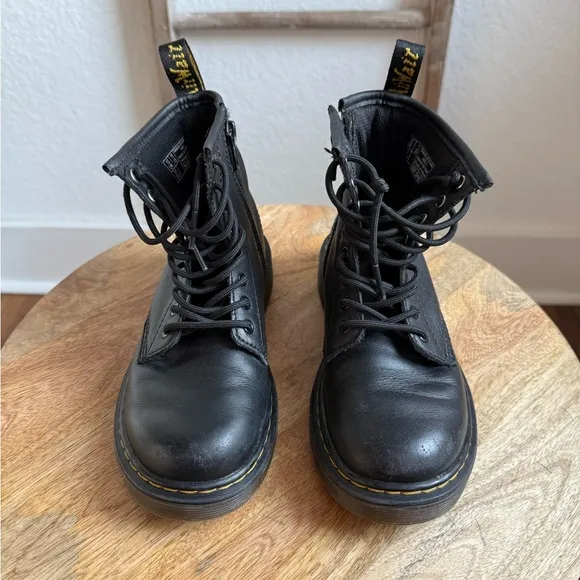 Dr. Martens 1460 8-Eye Boot - Little Kid / Big Kid - Black sz: 13
