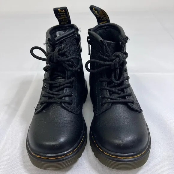 Dr. Martens 1460 SOFTY T LEATHER LACE UP BOOTS 🥾