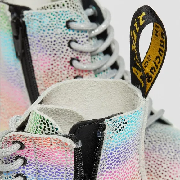 Dr. Martens ✨ TODDLER 1460 • PASCAL • IRIDESCENT • LACE UP BOOTS • Size 10 Youth