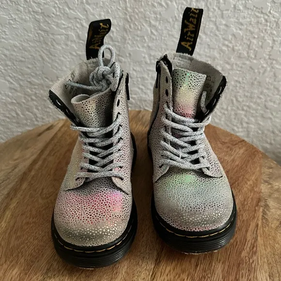 Dr. Martens Toddler 1460 Pascal Iridescent Lace Up Boots sz: 7