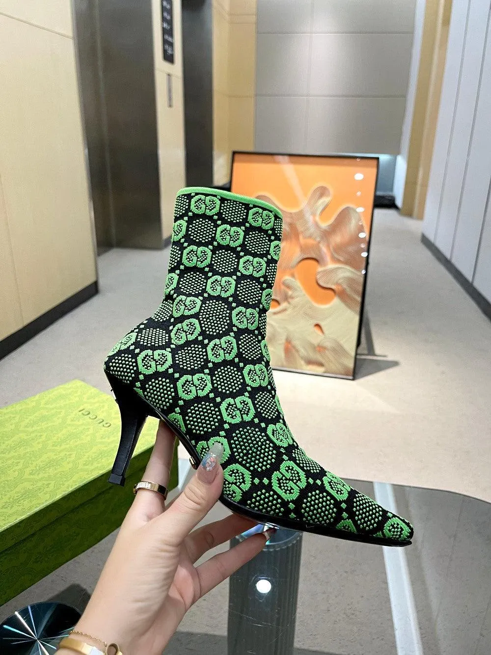 GG GG 75MM KNIT ANKLE BOOTS BLACK FLUORESCENT GREEN FABRIC718378 FAAQP 1004