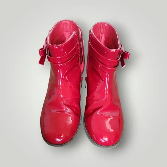 Gymboree Red Kids Boots with Bow size 2 Red Boots Side Zips Faux Patent Leather