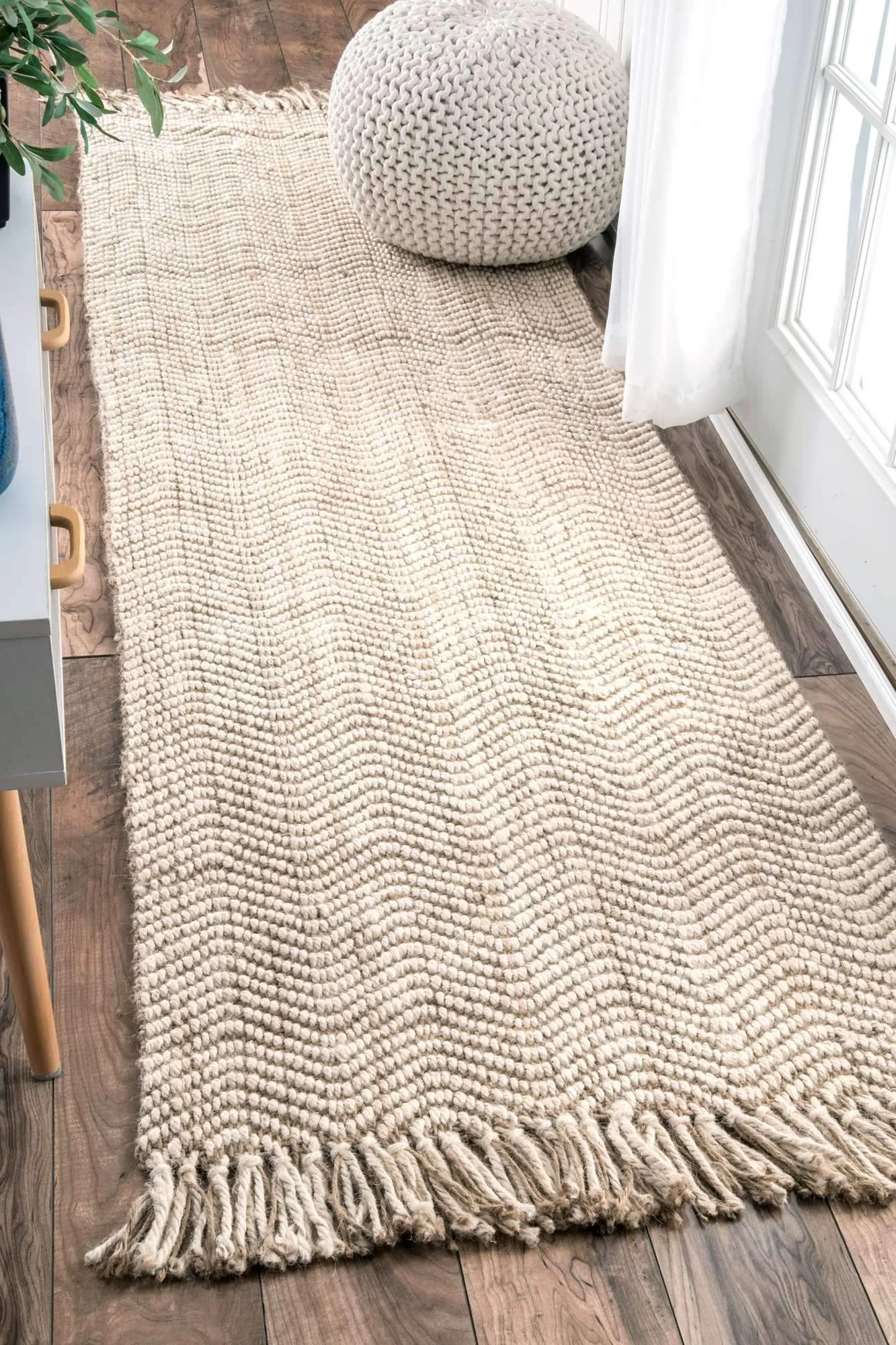 Hand Woven Don Jute with Fringe Rug