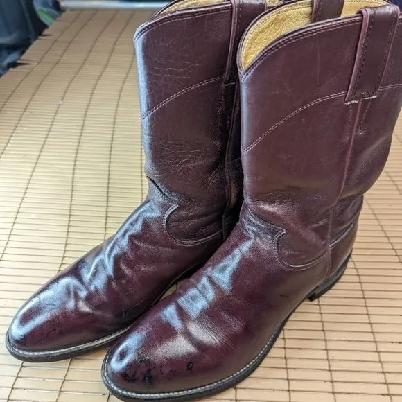 Justin Boots Style 3037  Burgundy Wine Leather  Roper Cowboy Boots Made In USA M