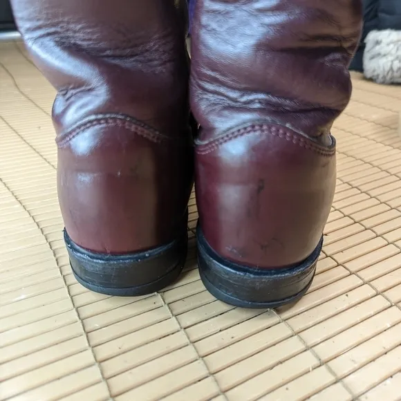Justin Boots Style 3037  Burgundy Wine Leather  Roper Cowboy Boots Made In USA M