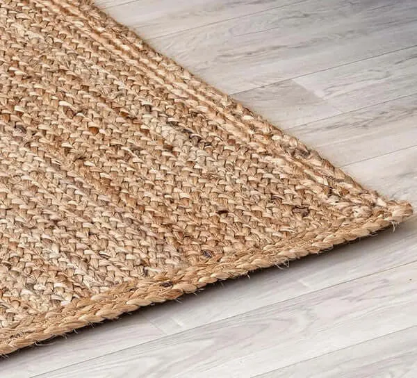 Jute Hand-Woven Braided Area Rug in Natural