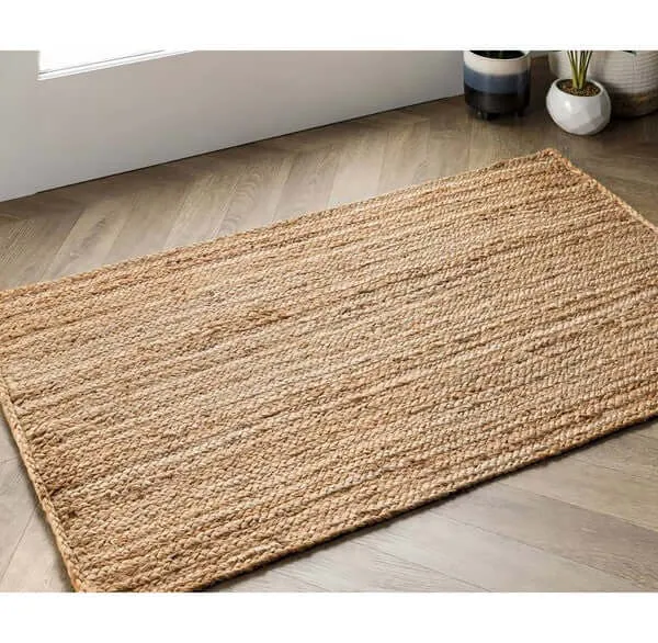 Jute Hand-Woven Braided Area Rug in Natural