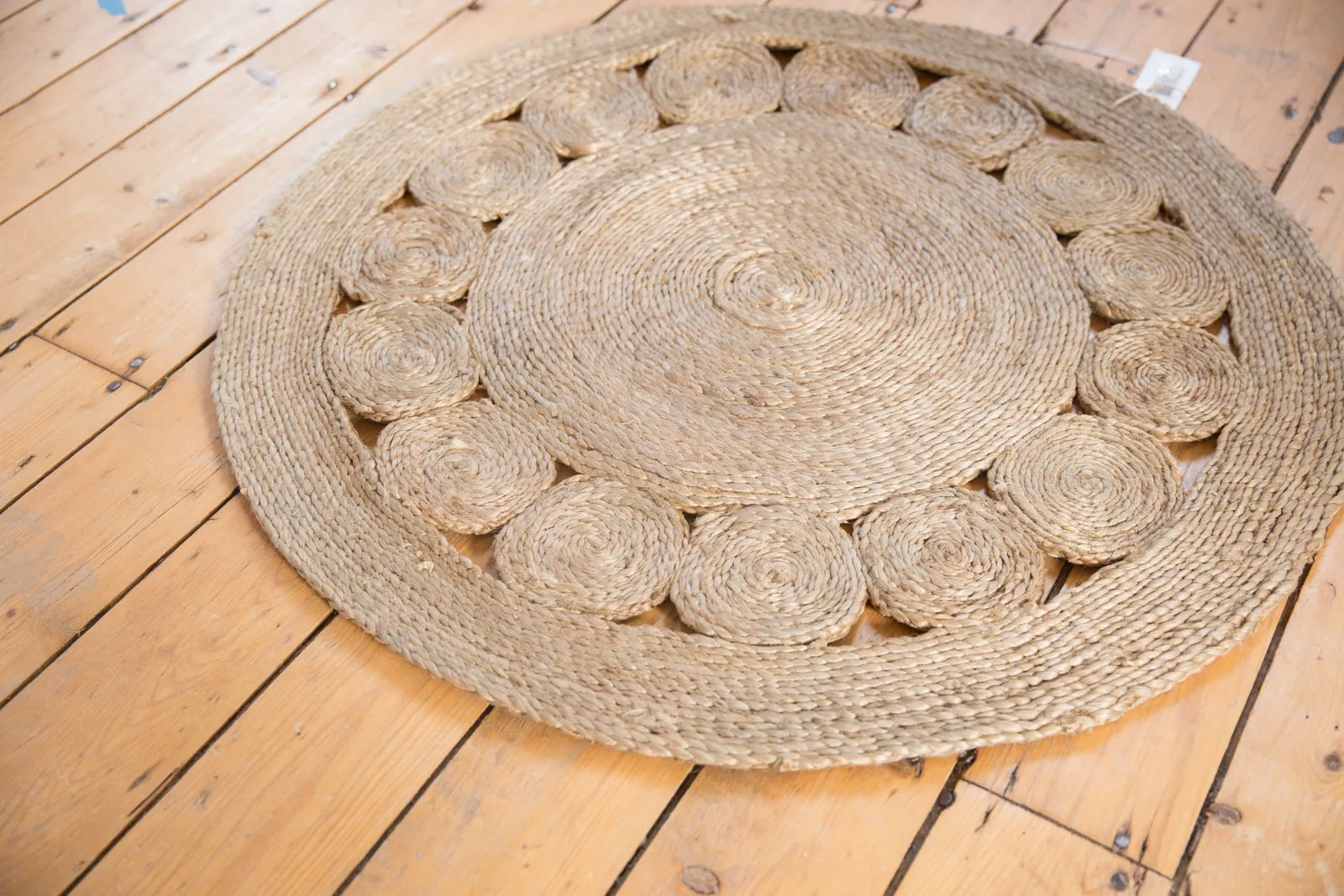 Jute Round Gray New Carpet Collection