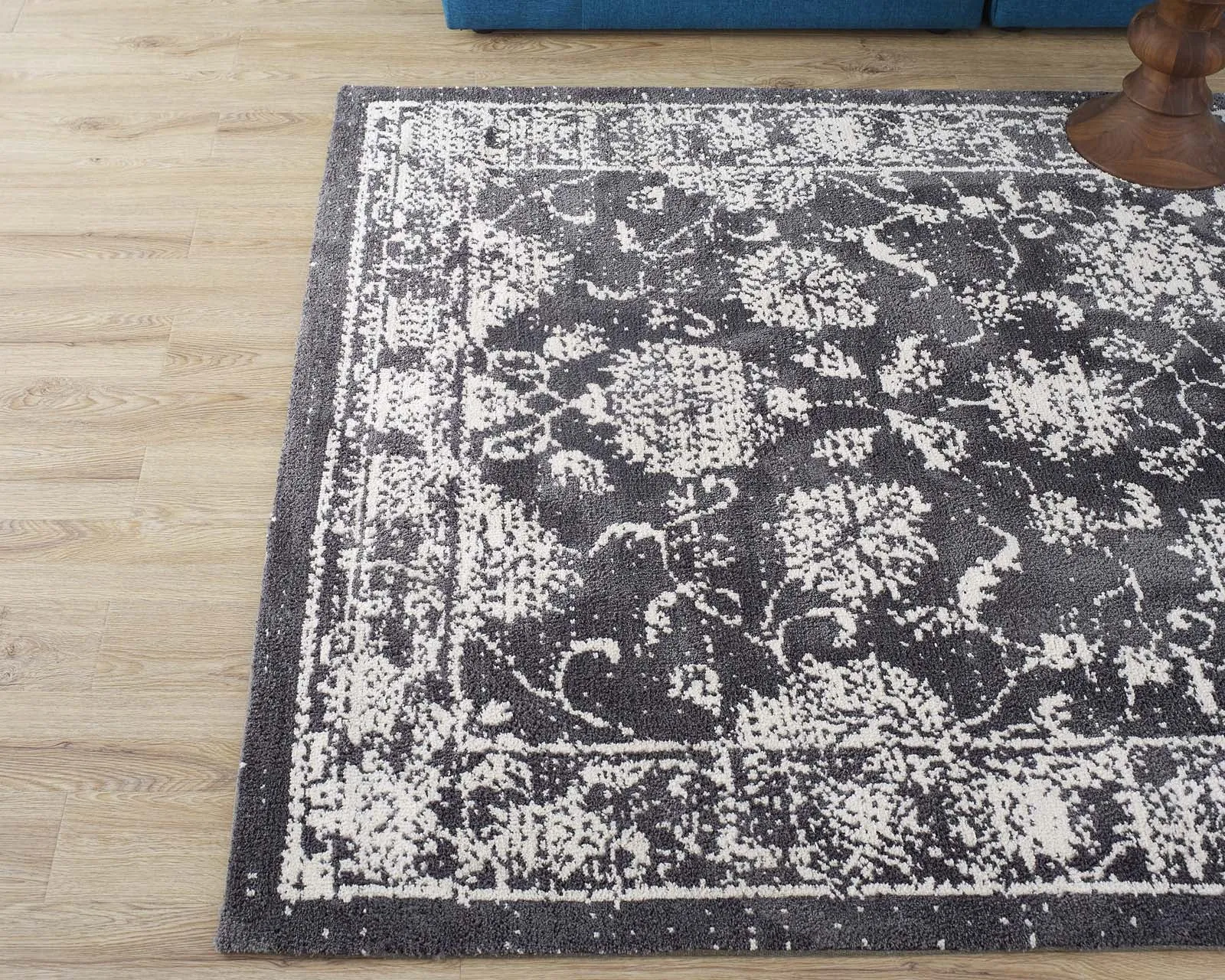 KAZIA DISTRESSED FLORAL LATTICE