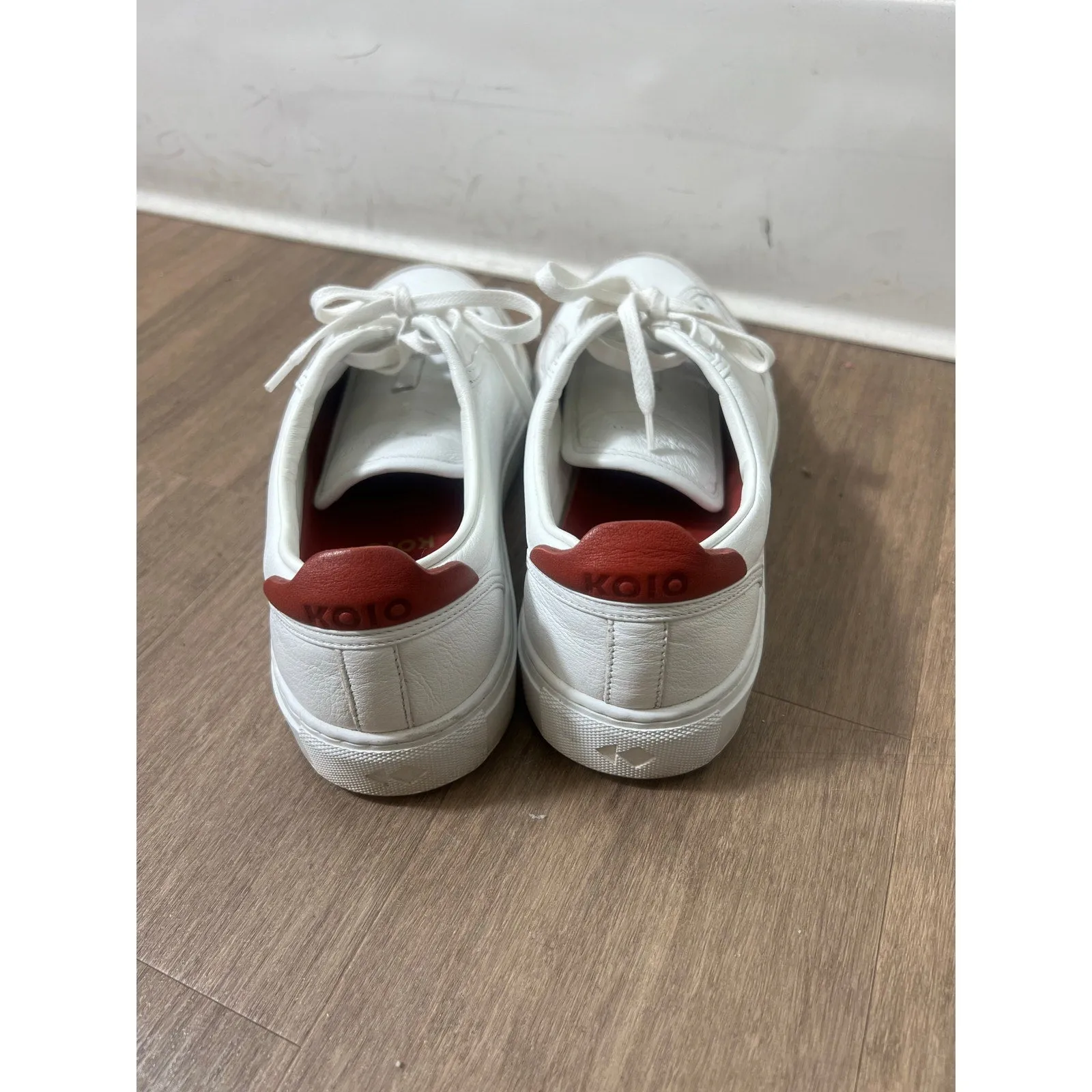 Kolo White Leather Sneakers Womens Sz 8
