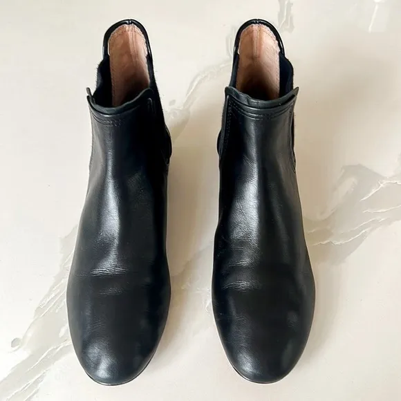Louise et Cie Waldon Black Leather Ankle Boots Womens Sz 8 M