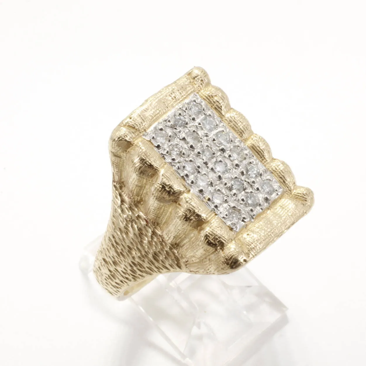 Mans Large Diamond Cotton Bale Ring