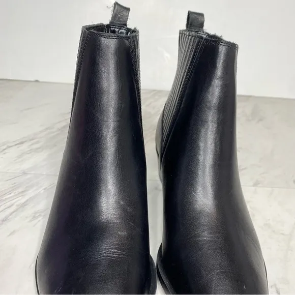 Marc Fisher Yarita Black Leather Bootie 5M