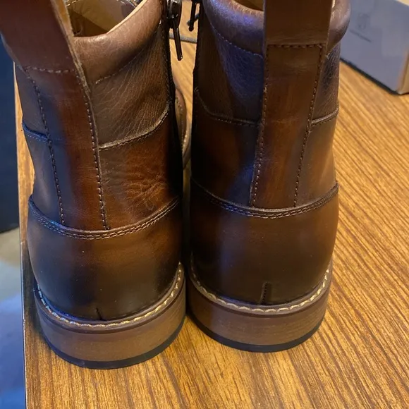 Men’s Joseph Abboud Alan Cap Toe inside Zipper Ankle Boots Sz 10D.  NWOB