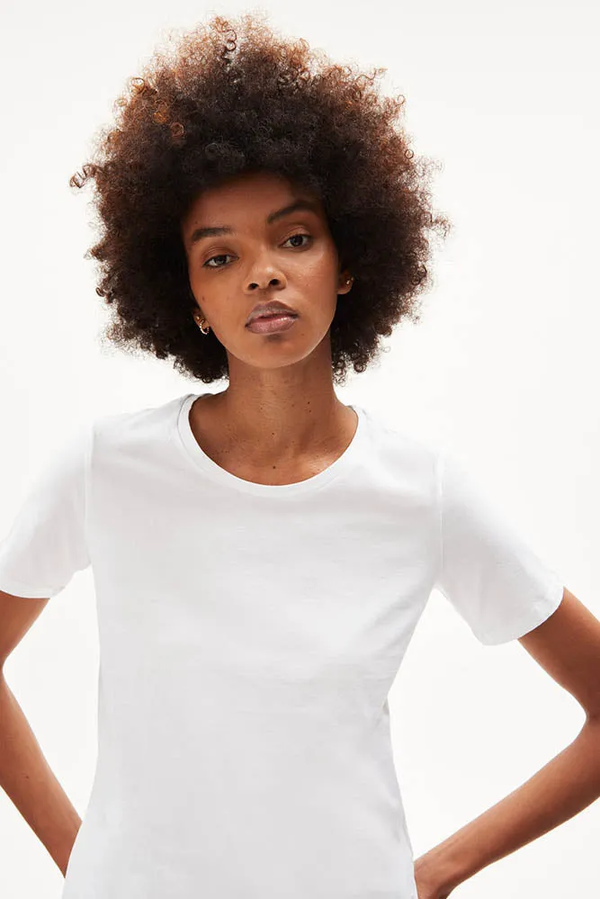 MINAA Organic Cotton T-Shirt