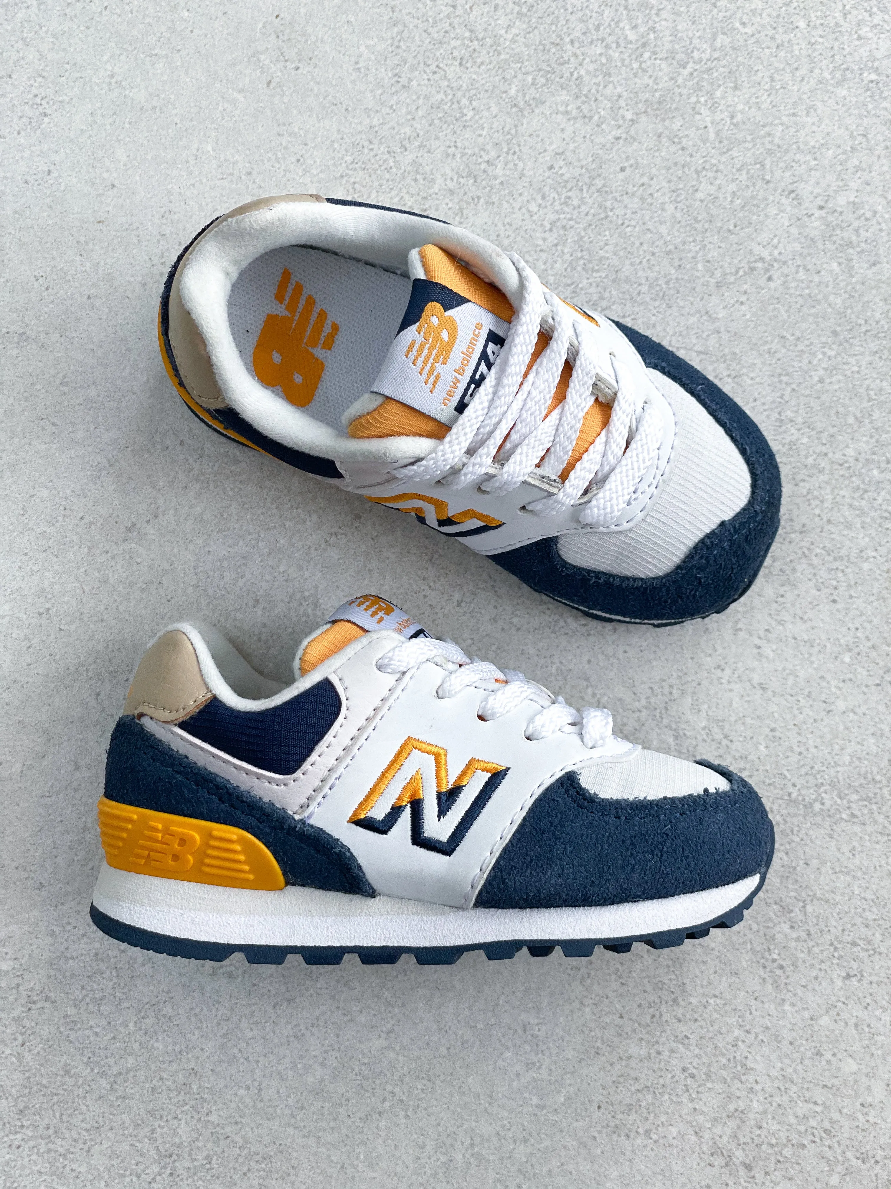 New Balance 574 Trainers - UK Infant Size 5