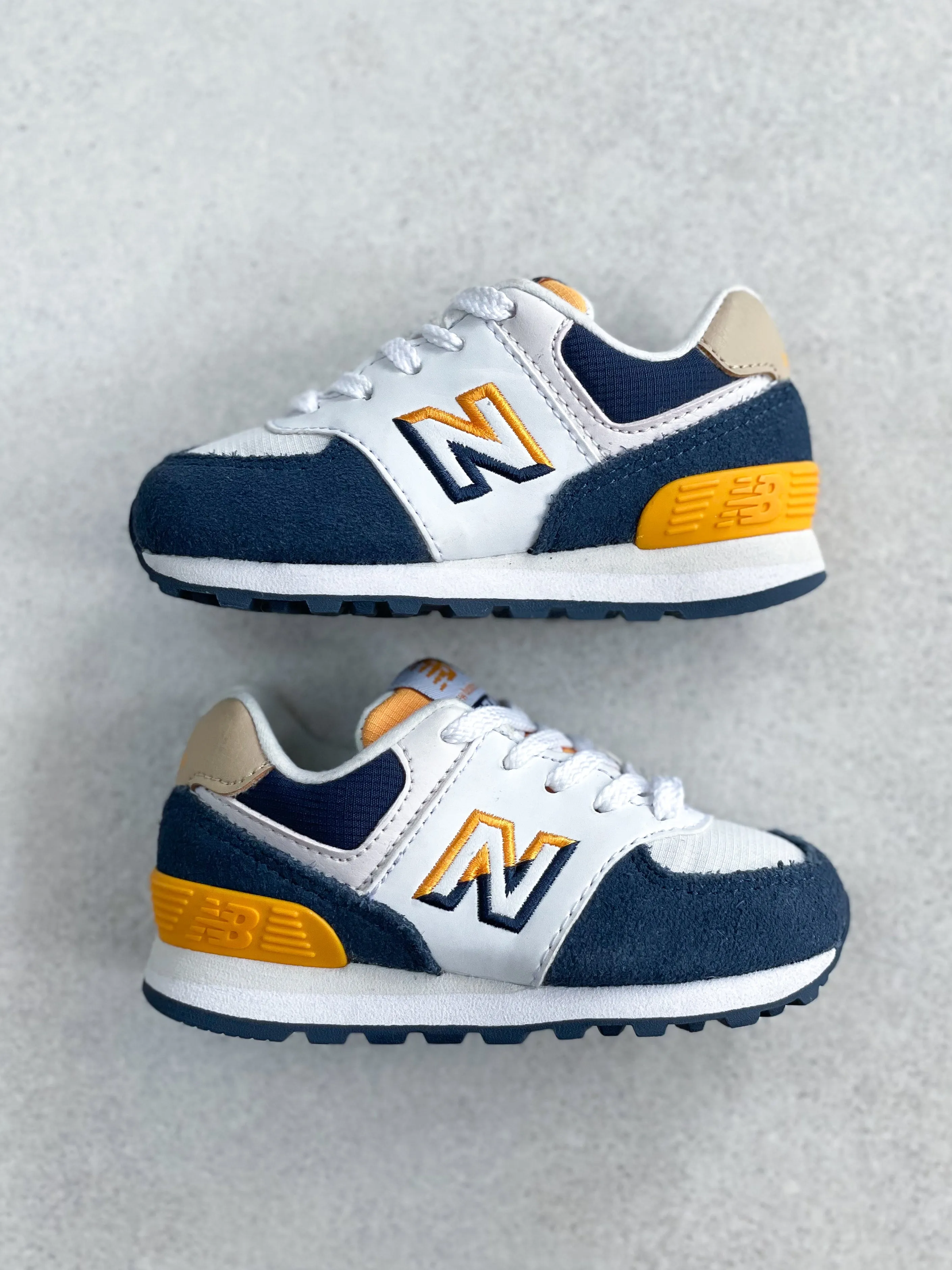 New Balance 574 Trainers - UK Infant Size 5