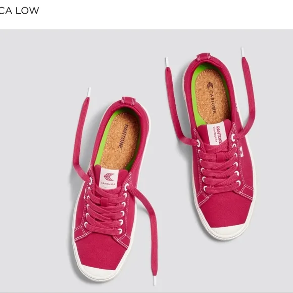 New Cariuma X Pantone Viva Magenta OCA Low Canvas Contrast Thread Sneaker 10M