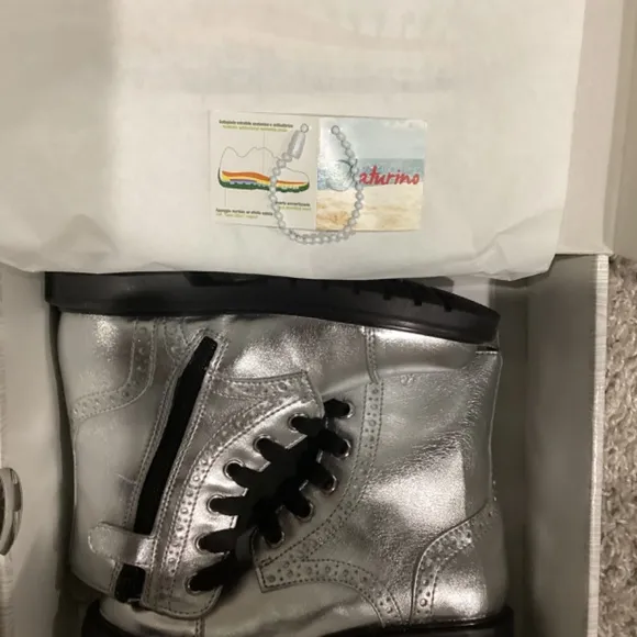 New NATURINO Metallic Silver Brogued  Boots Girl Toddlers Eu 28 Us 11 Zipper